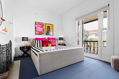 Port Paradiso - Perths Hotel 3