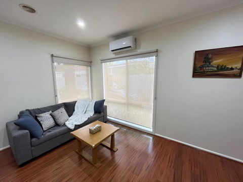 Quiet Family Home Near Knox, Caribbean Gardens - Perths Hotel 2