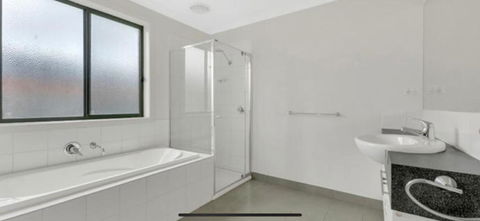 Prime Home Room No1 - Perths Hotel 2