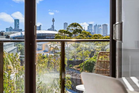Prime Location 2-Bed Apartment With Parking - Perths Hotel 0