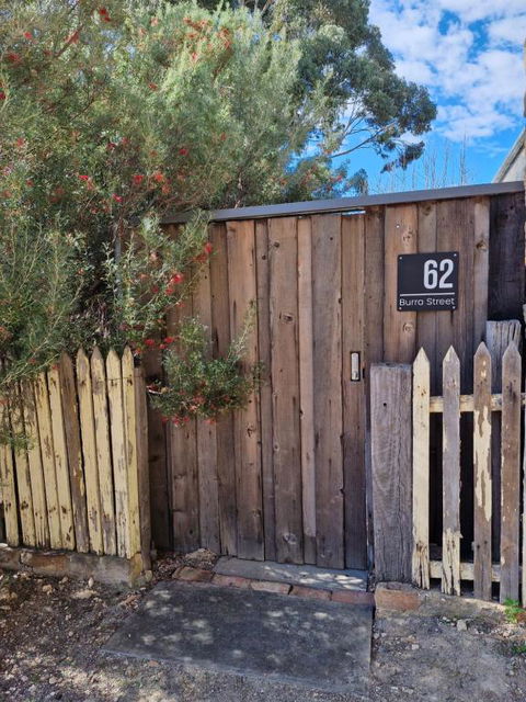 Private Guesthouse - Perths Hotel 1