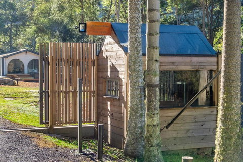 Pure Valley Estate - Perths Hotel 1