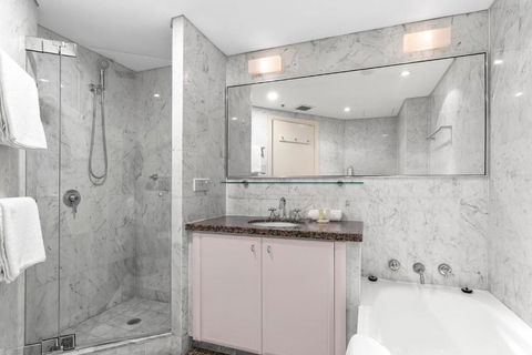 Quay West 2302 Self-Catering - Perths Hotel 2
