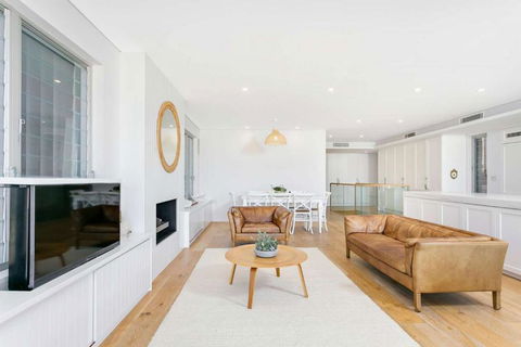 Queenscliff Penthouse - Beachfront - Perths Hotel 2