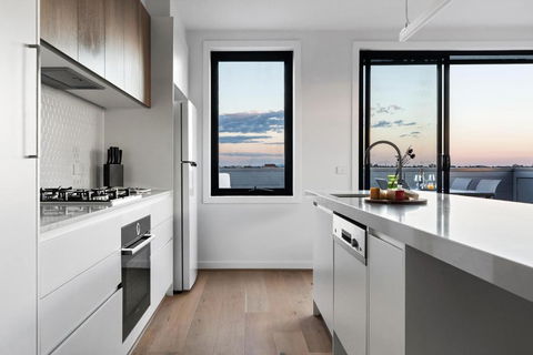 Queensview168 Apartments Moonee Ponds - Perths Hotel 2