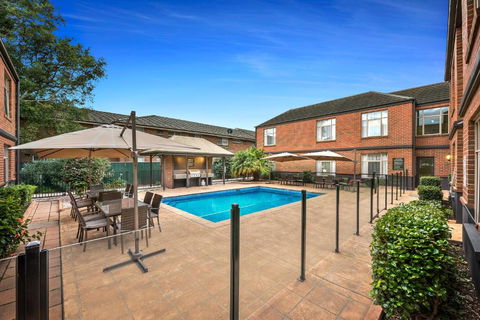 Quest Dandenong - Perths Hotel 1