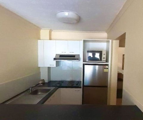 Quiet Unit In Leafy Hotel - Perths Hotel 2