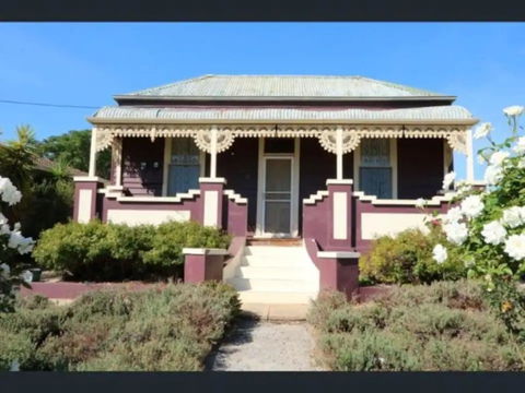 R&R Blue Diamond Luxury Cottage Maryborough, Vic - Perths Hotel 0