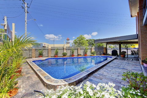 Raintree Motel - Perths Hotel 1