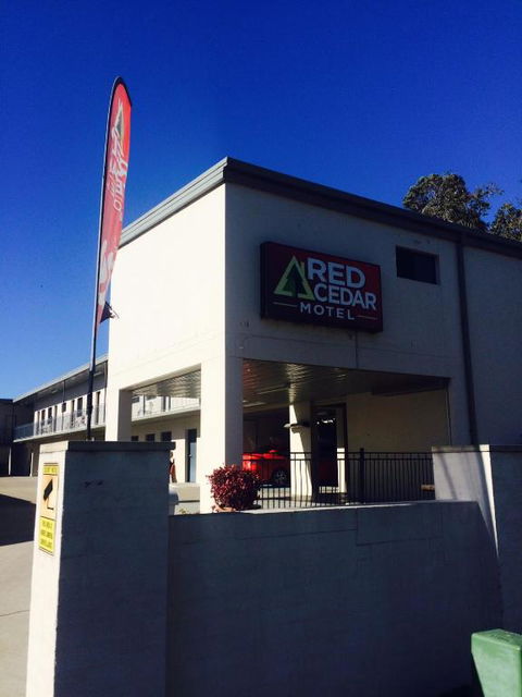 Red Cedar Motel - Perths Hotel 0