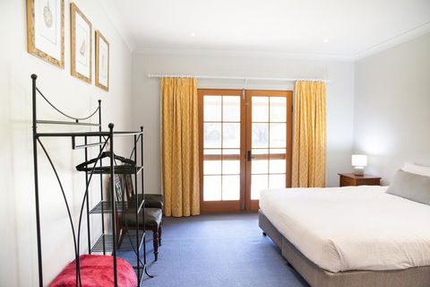 Audrey Wilkinson Vineyard - Perths Hotel 1