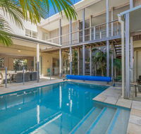 Augusta House - Perths Hotel
