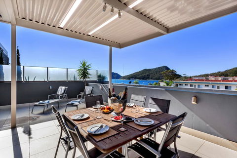 Aura 13 - Shoal Bay - Perths Hotel 1