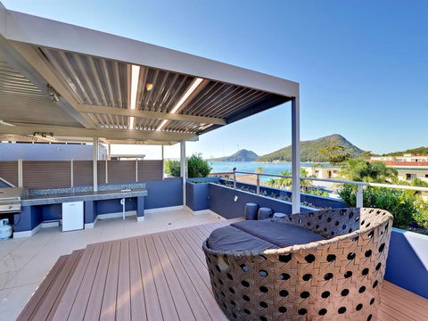 Aura Unit 12 - Shoal Bay - Perths Hotel 0