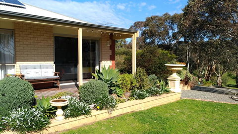 Austiny Bed And Breakfast Victor Harbor - Perths Hotel 1