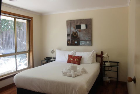 Australian Home Away @ Doncaster Anderson Creek 2 - Perths Hotel 2