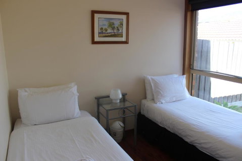 Australian Home Away @ Doncaster Anderson Creek 2 - Perths Hotel 3