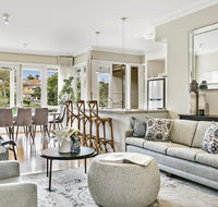 Awaba Aquatic - footsteps to Balmoral Beach - Perths Hotel