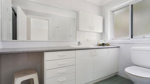 Azur 1 - South One Mile Beach - Perths Hotel 1