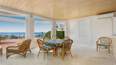 Azur 1 - South One Mile Beach - Perths Hotel 3