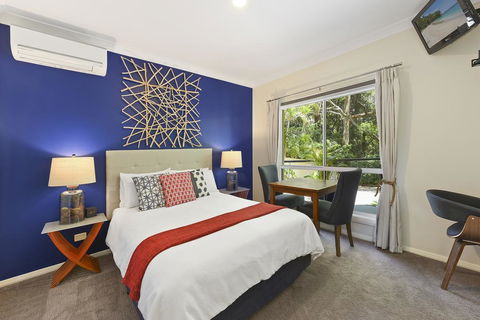 Azura Beach House B&B - Perths Hotel 1