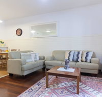 B2 Broadway Abode close to Swan River UWA  Hospitals - Perths Hotel