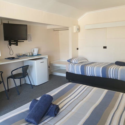 Bamboo Motor Inn - Perths Hotel 3