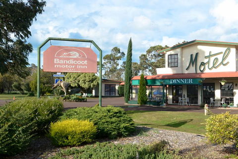Bandicoot Motor Inn Hamilton - Perths Hotel 2