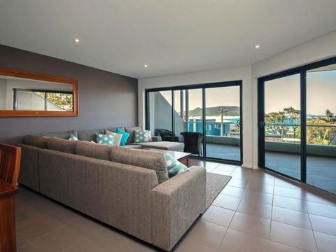Barefoot Bliss @ Fingal Bay - Perths Hotel 0