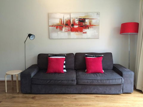 Barker Road - Perths Hotel 2