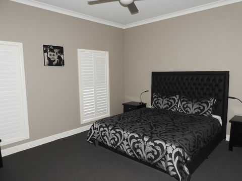 Barklysuites Apartments - Perths Hotel 0