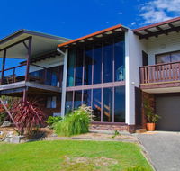 Barrels Beach House 28 Dulconghi Street - Perths Hotel