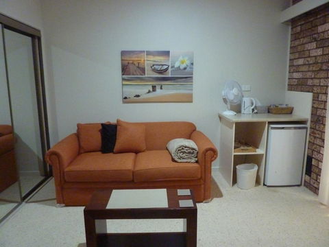 Batemans Bay Manor - Bed And Breakfast - Perths Hotel 2