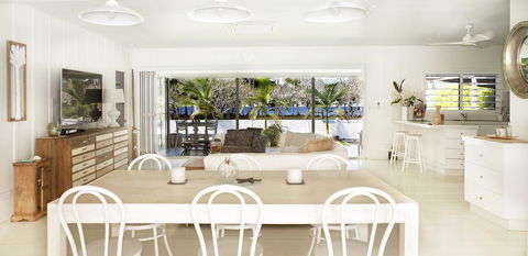Bathers Across The Bay From Port Douglas - Perths Hotel 1