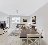 Bay Village Unit 14/ 47 Shoal Bay Road - Perths Hotel