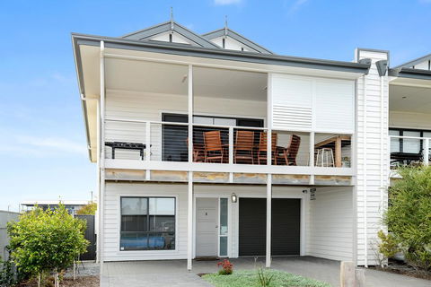 Bayside - Perths Hotel 1