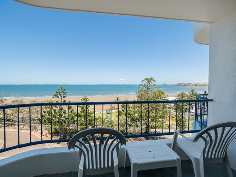 Bayview Tower - Perths Hotel 2