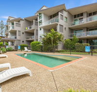 BEACH BLISS LUXURIOUS APARTMENT with POOL - Perths Hotel