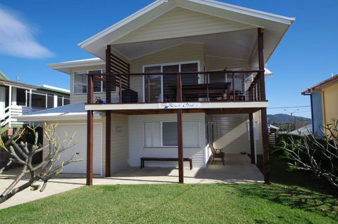 Beach Club 1, 5 Gowing Street - Perths Hotel 0