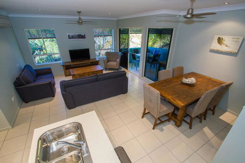 Beach Pad 2 - Perths Hotel 2