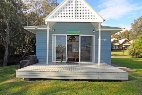 Beach Shack On The Lagoon - Perths Hotel 1