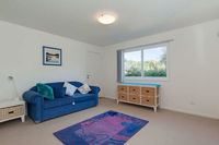 Book Cowes Accommodation Vacations Perths Hotel Perths Hotel