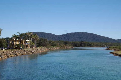 Beachfront 5, 25 Willow Street - Perths Hotel 1