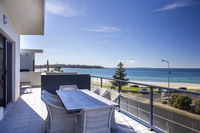 Book Mollymook Accommodation Vacations Perths Hotel Perths Hotel