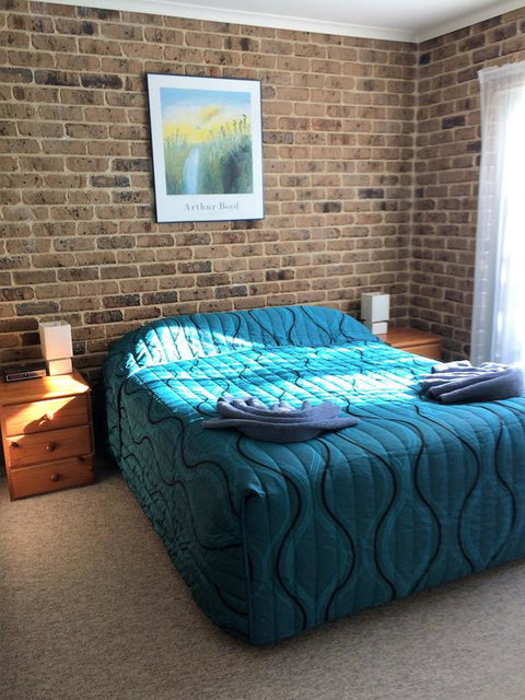 Beachfront Apartments - Perths Hotel 3