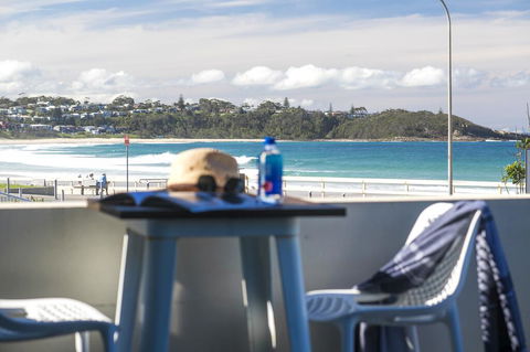 Beachfront One, Mollymook - Perths Hotel 0