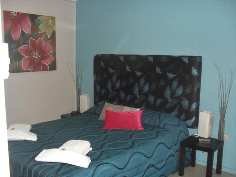 Beachlander Holiday Apartments - Perths Hotel 2