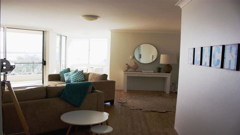 Beachpoint 301 - On The Beach! - Perths Hotel 3