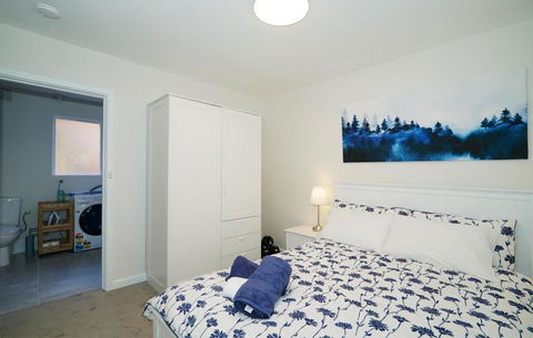 Rivervale Cosy Stunner Sleeps 2 - Perths Hotel 2