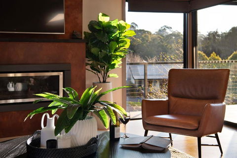 Retreat Lake Daylesford - Free Wifi - Perths Hotel 3